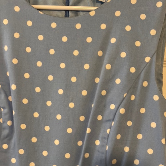 Draper James blue polka dot circle dress. Perfect for a summer wedding! - Picture 2 of 4